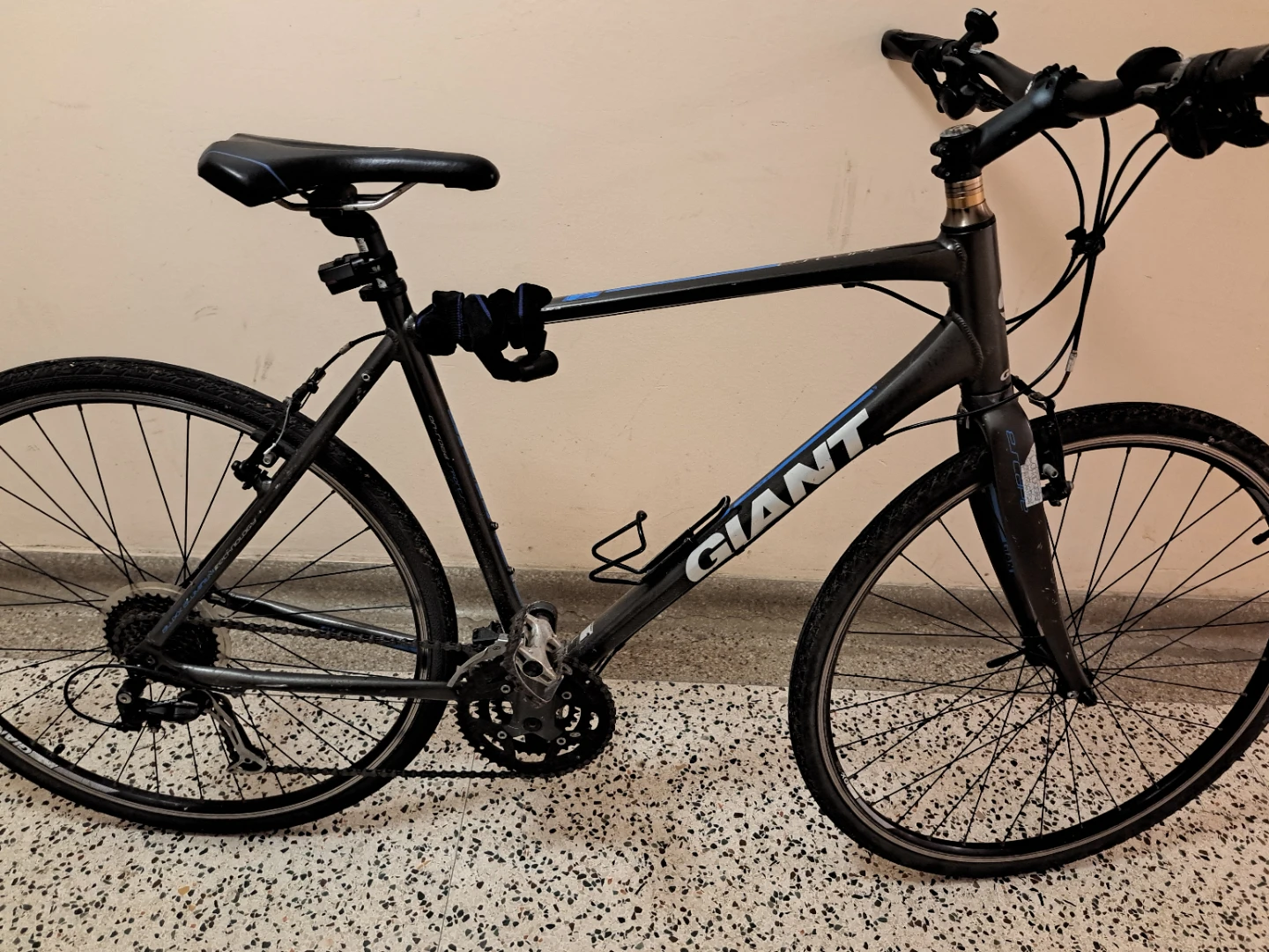 Giant Escape 1 Hybrid Bike - photo 5