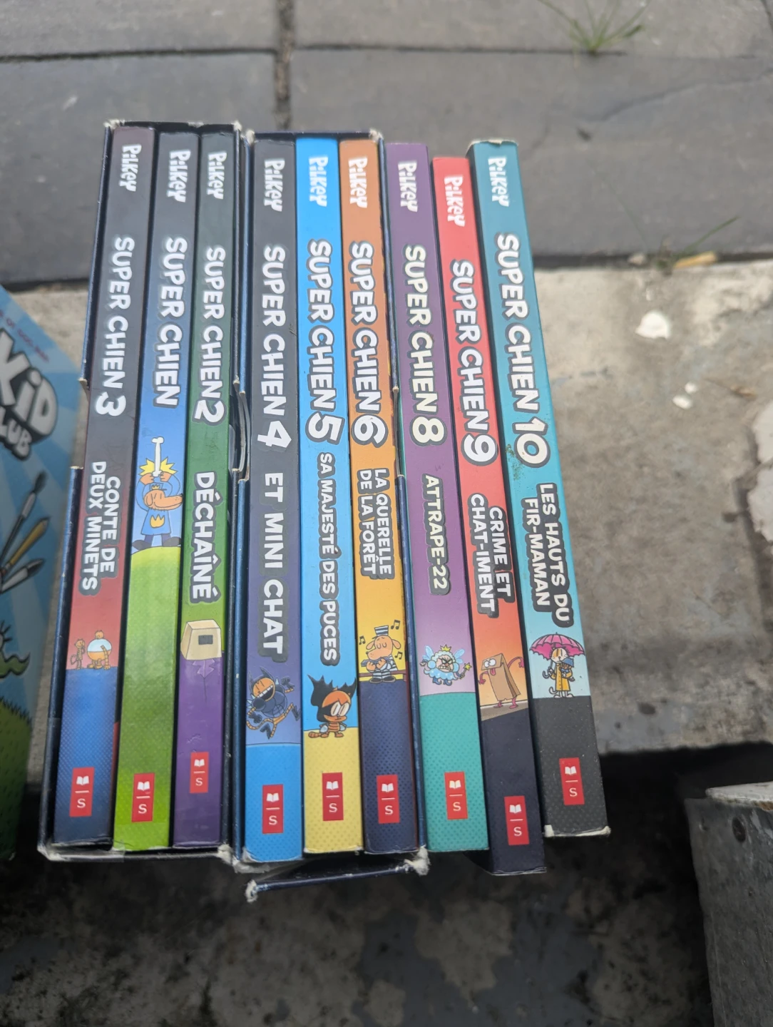 Super Chien Book Collection,French book, Dog man - photo 3