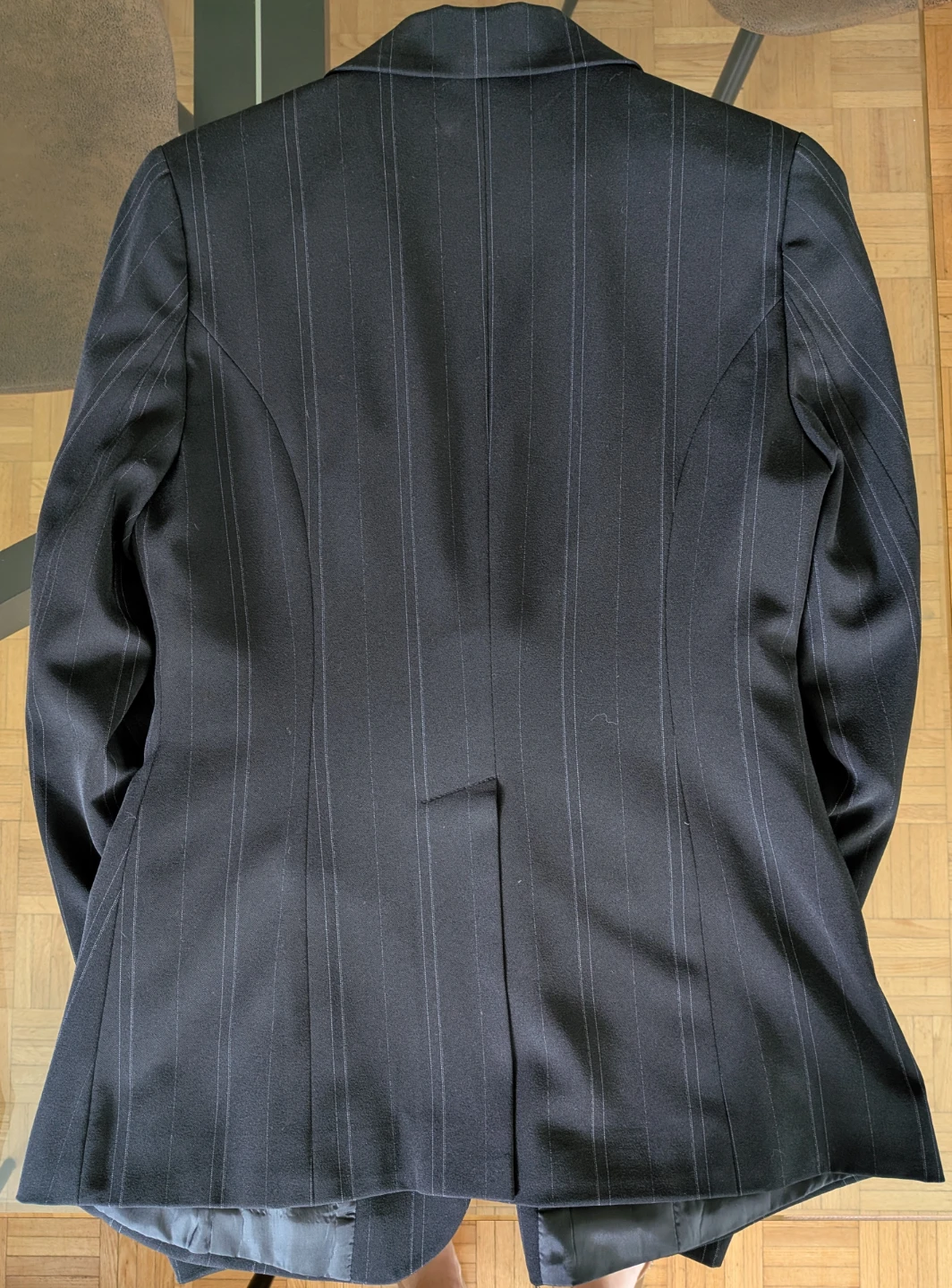 SUZY SHIER Pinstripe Blazer and Pants Suit - photo 3