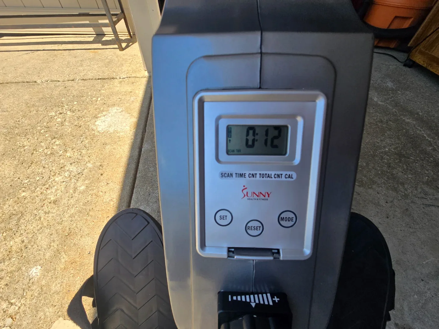 ✨ Sunny Health & Fitness Rowing Machine (Model SF-RW5515) - photo 2