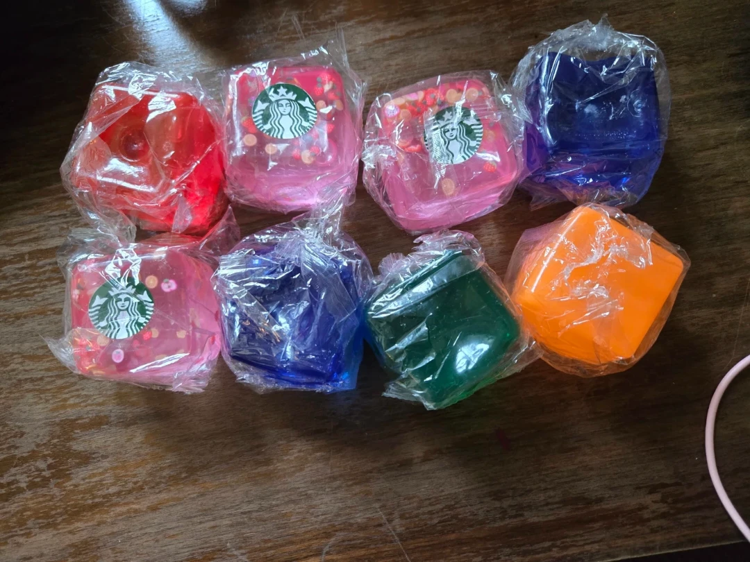 Squishy cubes