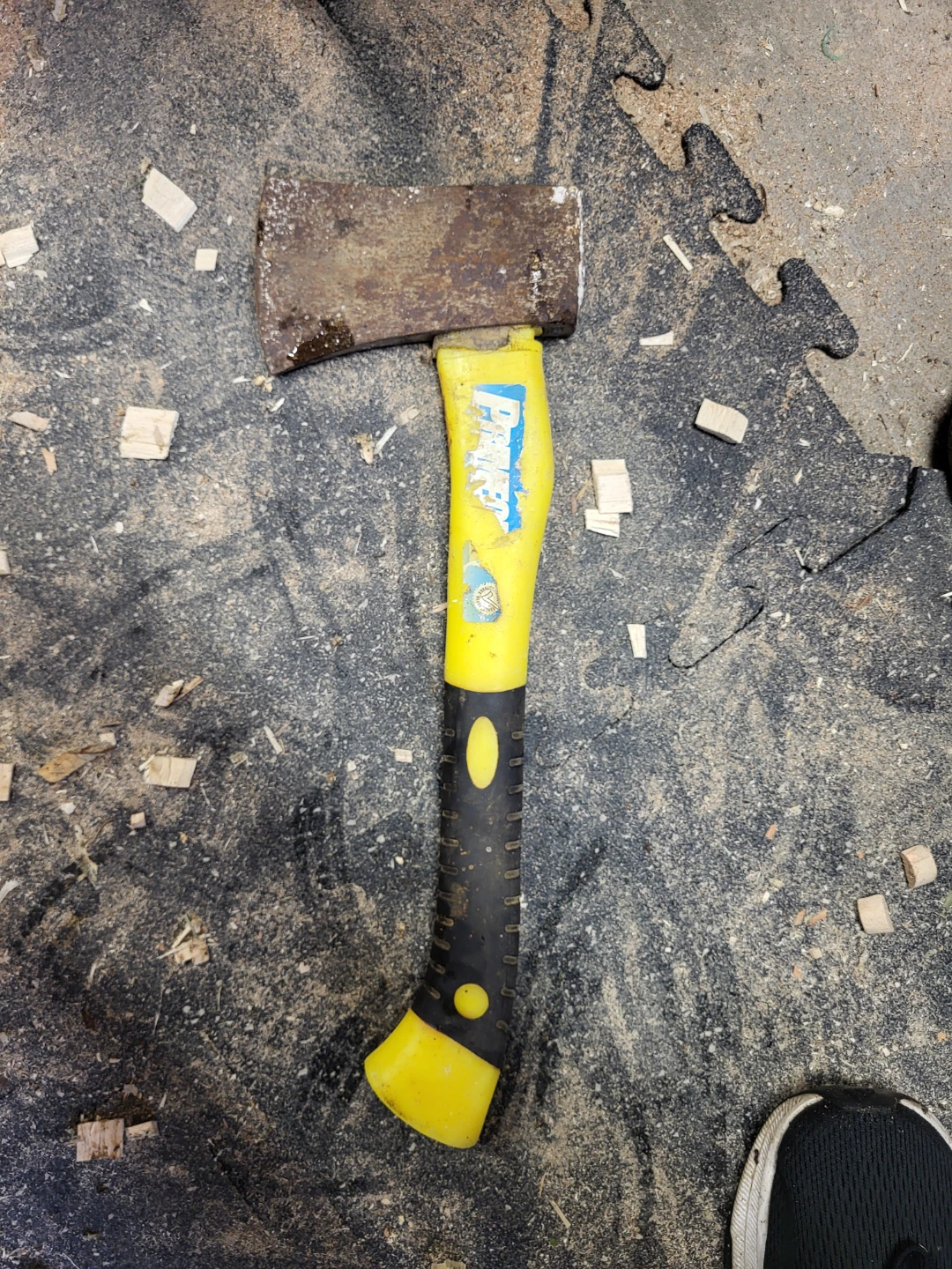 Axe/ Hatchet Tool - 1-1/2 LB