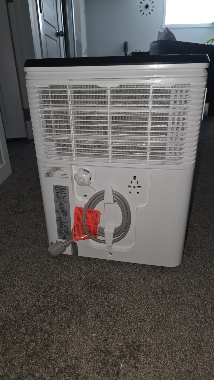 Frigidaire FFAD2234W1 Dehumidifier - photo 2