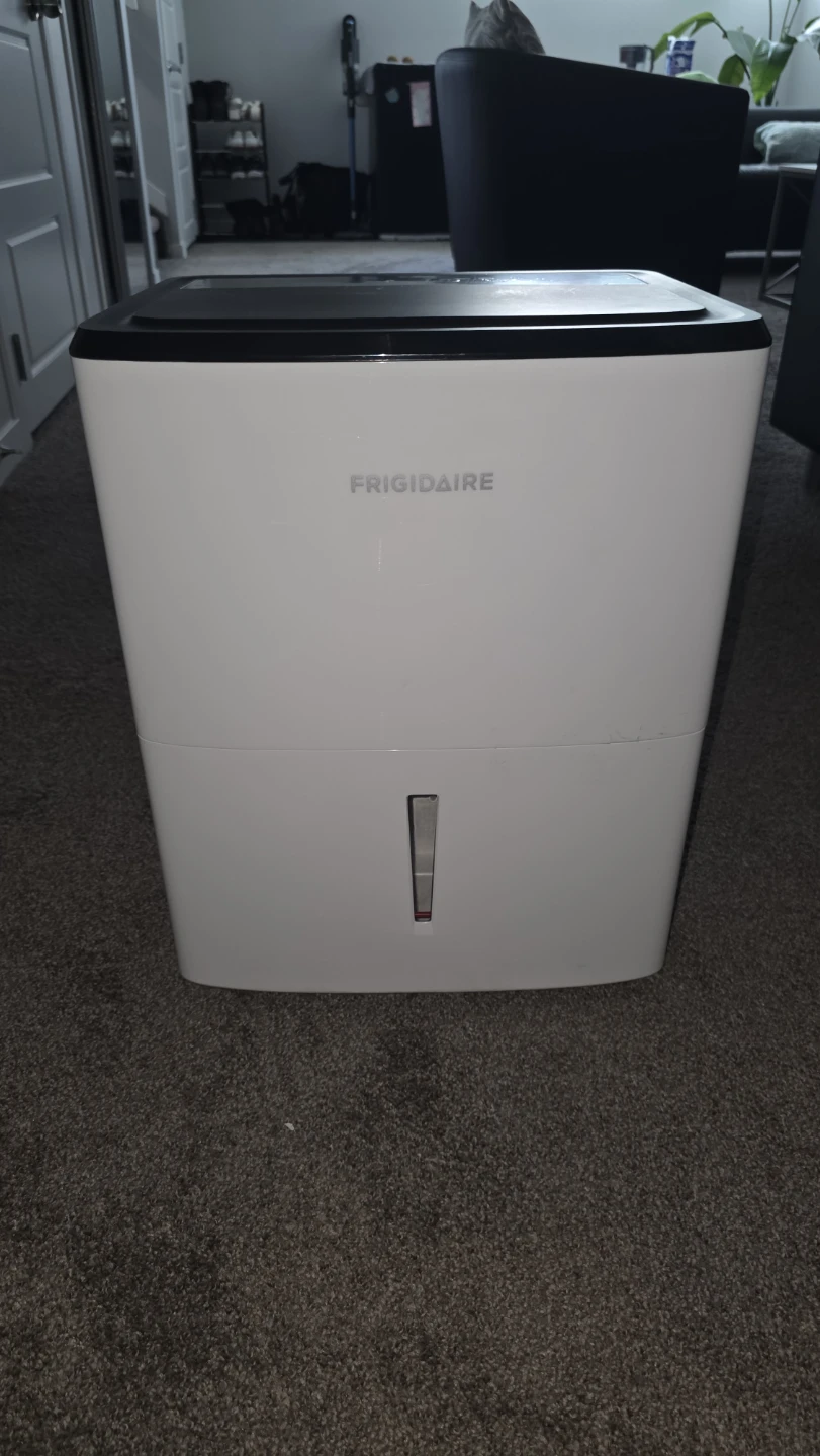 Frigidaire FFAD2234W1 Dehumidifier