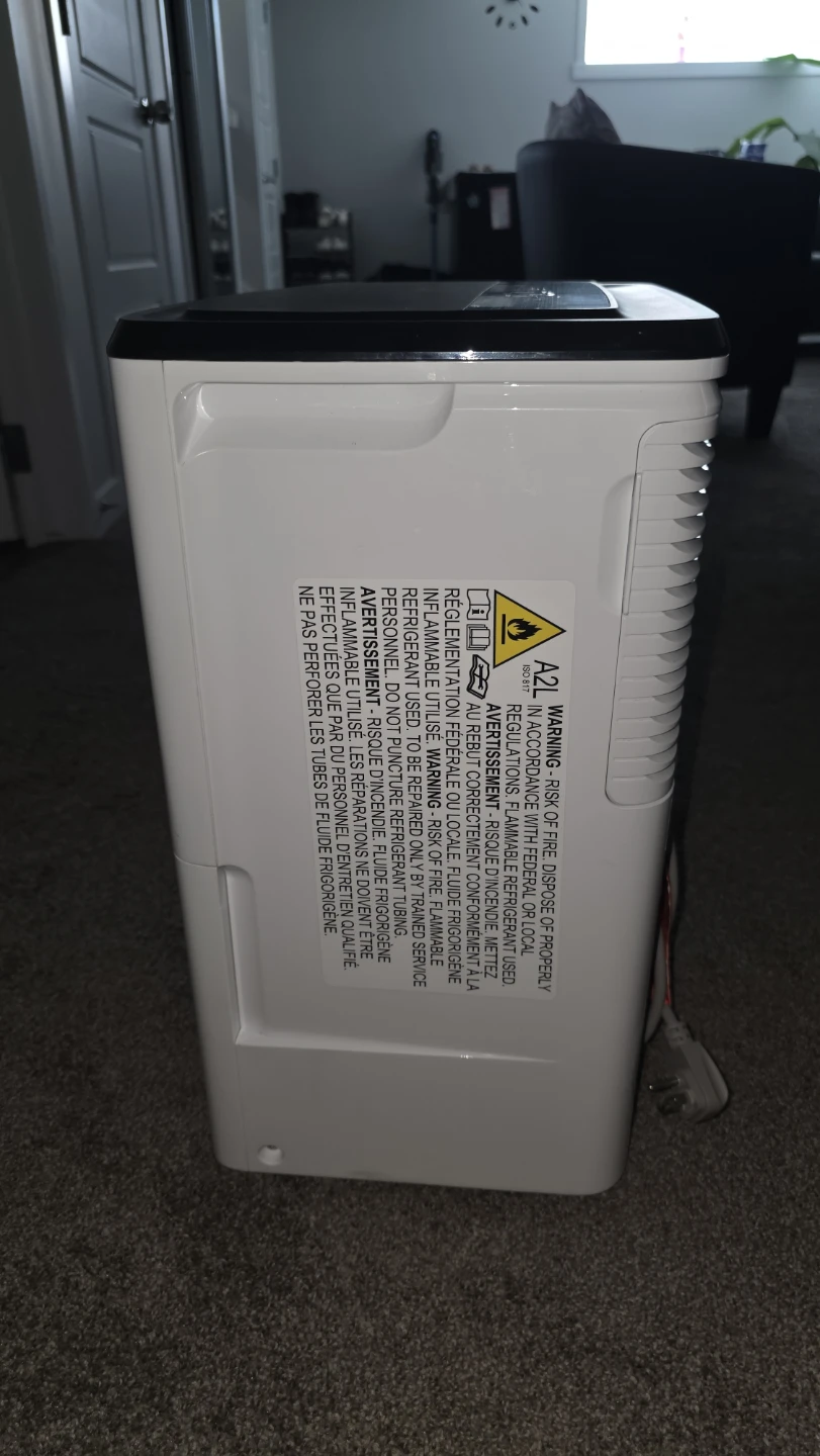 Frigidaire FFAD2234W1 Dehumidifier - photo 4