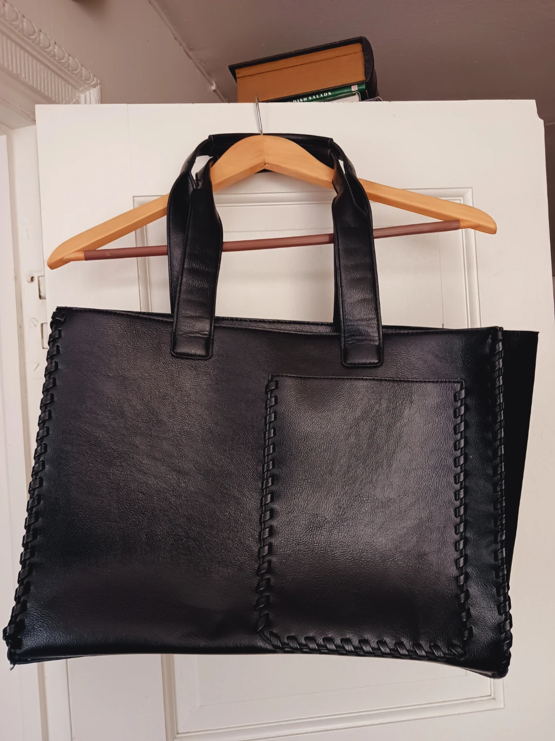 Beautiful Large Spacious Black Tote Bag - photo 4