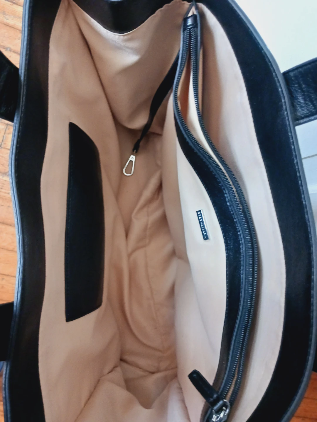 Beautiful Large Spacious Black Tote Bag - photo 5