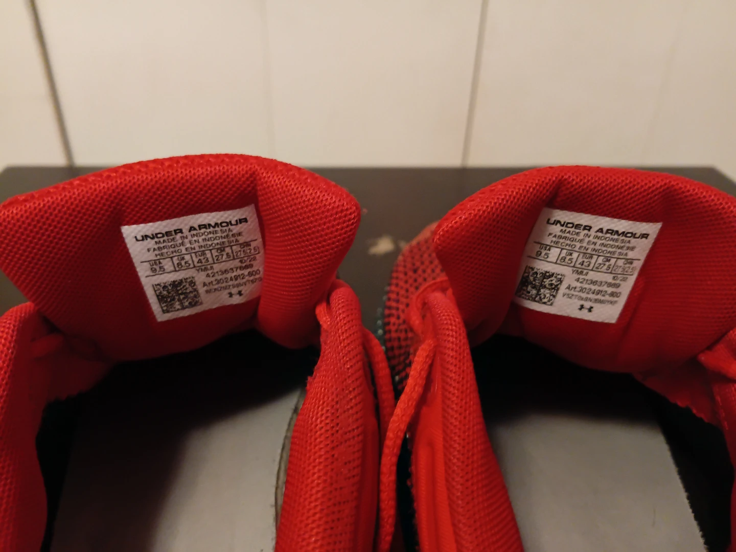 Under Armour Charged Escape Red Running Shoes - photo 2