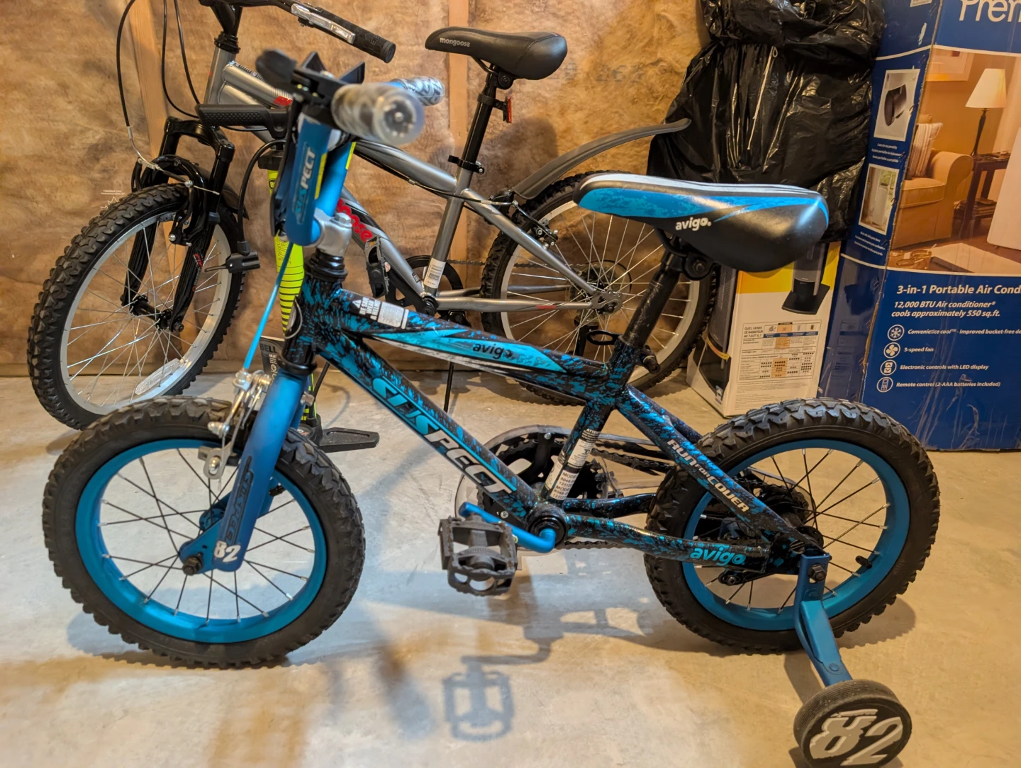 Avigo Suspect Kids Bike with Training Wheels - photo 3
