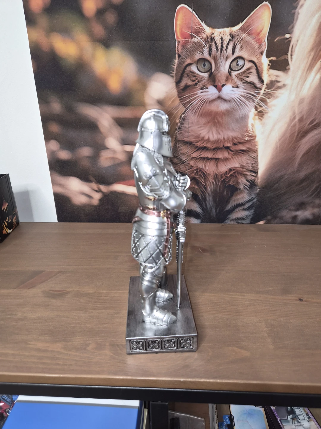 Knight Figurine Pen Holder - photo 4