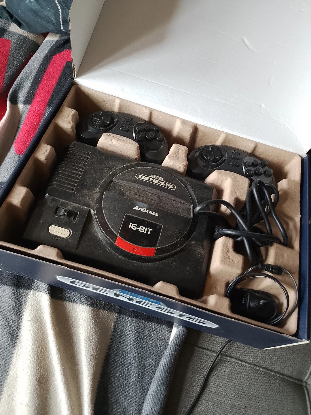 Sega Genesis Flashback HD 85-in-1 Classic Game Console - photo 2