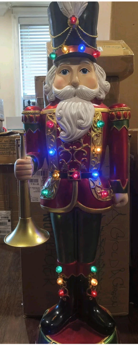 Light-Up Christmas Decor -  Nutcracker