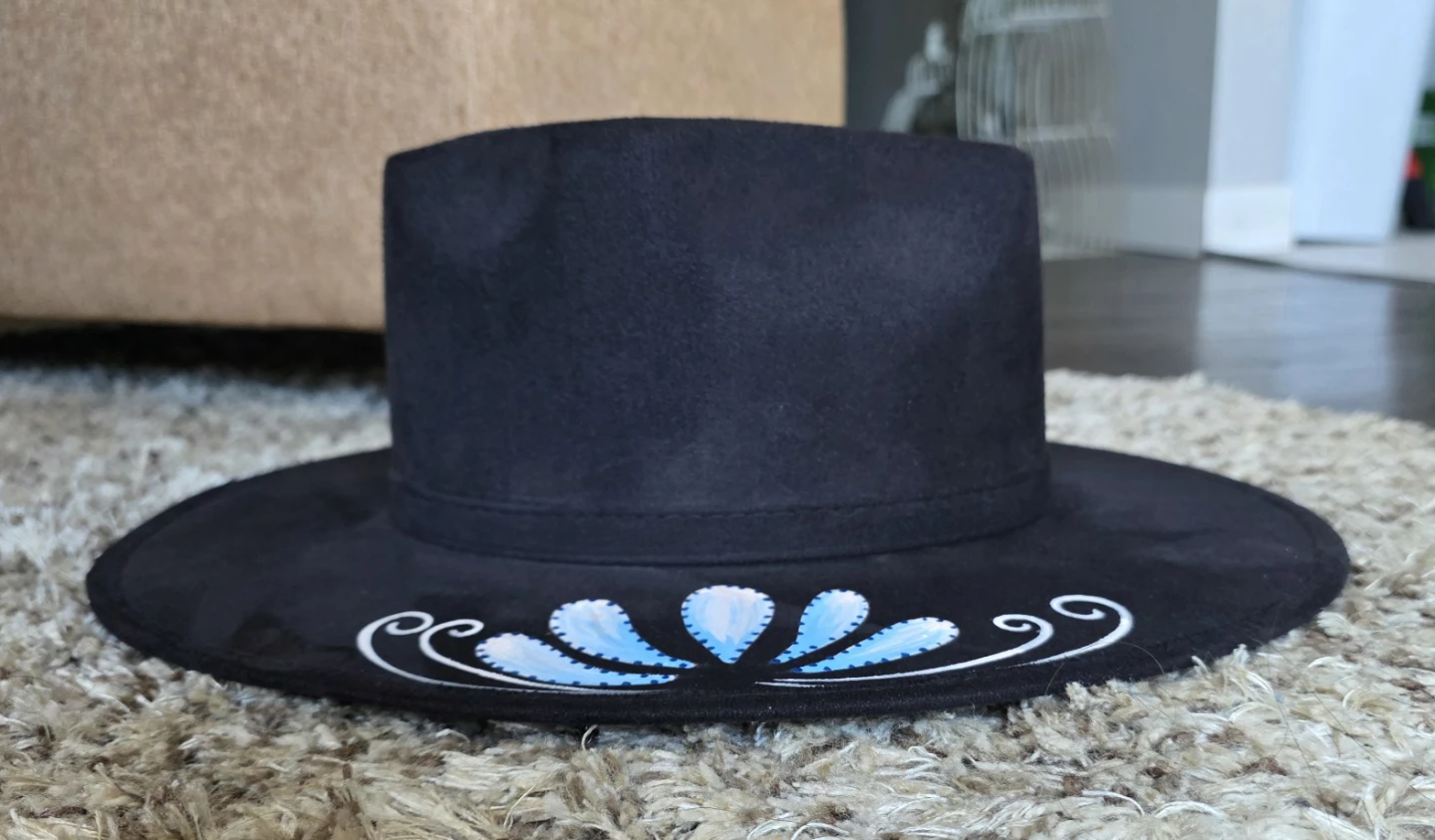 Stampede**Black Wide-Brim Hat with Floral Design - photo 3