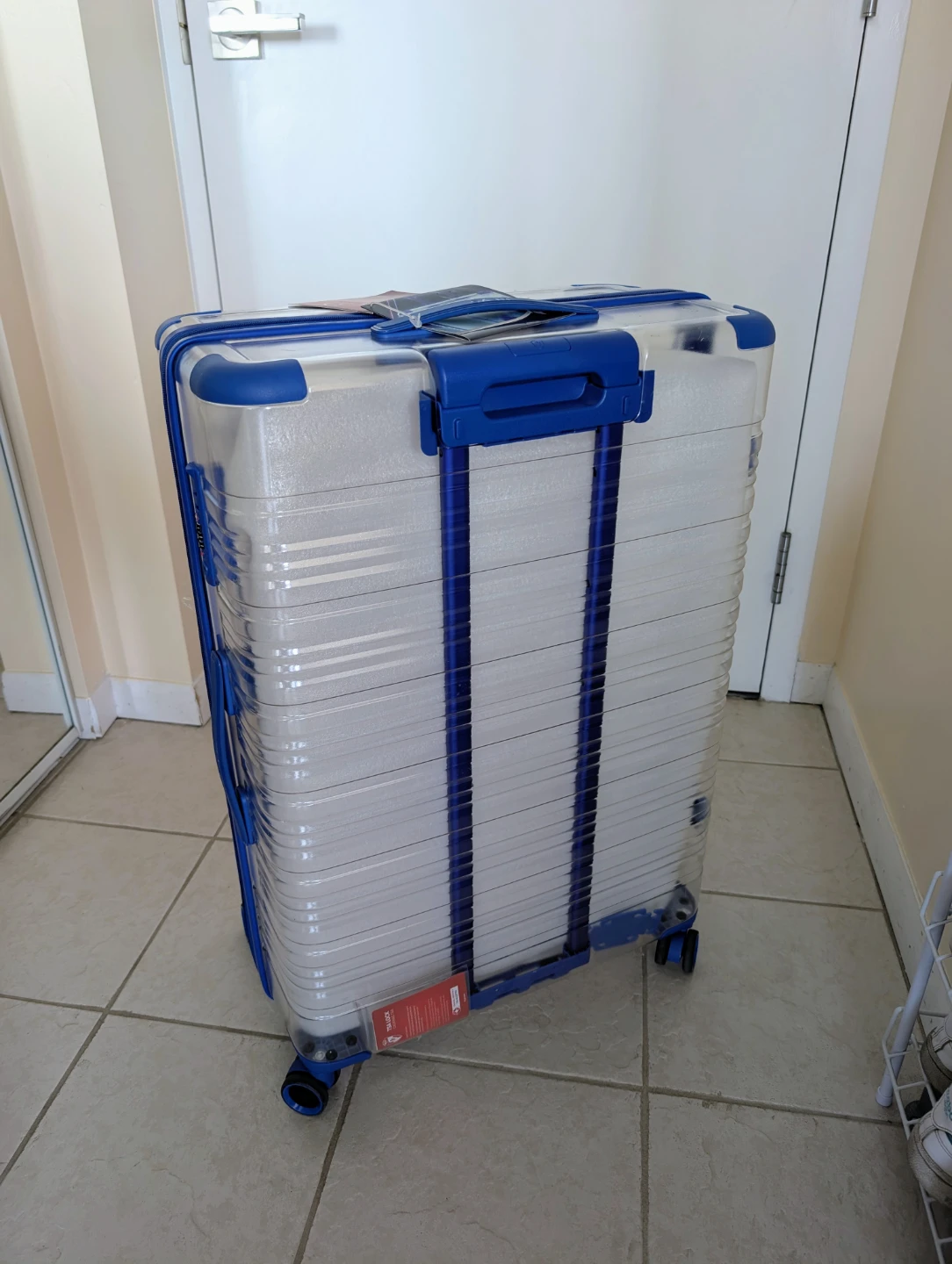 Heys X-Ray 30 Carry-On Luggage - photo 2