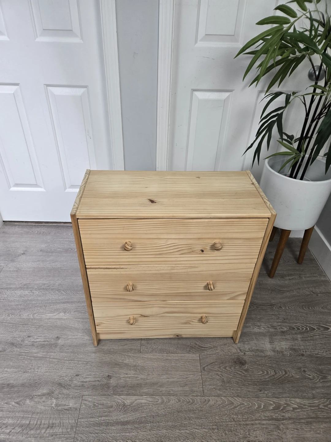 Newly sanded ikea 3 drawer rast dresser - photo 3