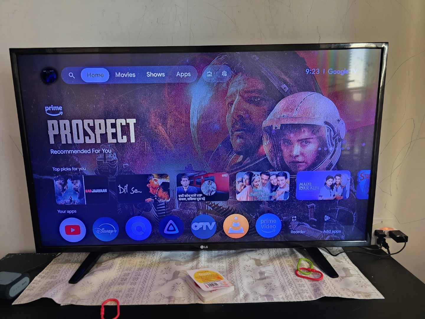 LG 43" FHD TV with ONN Streaming Device