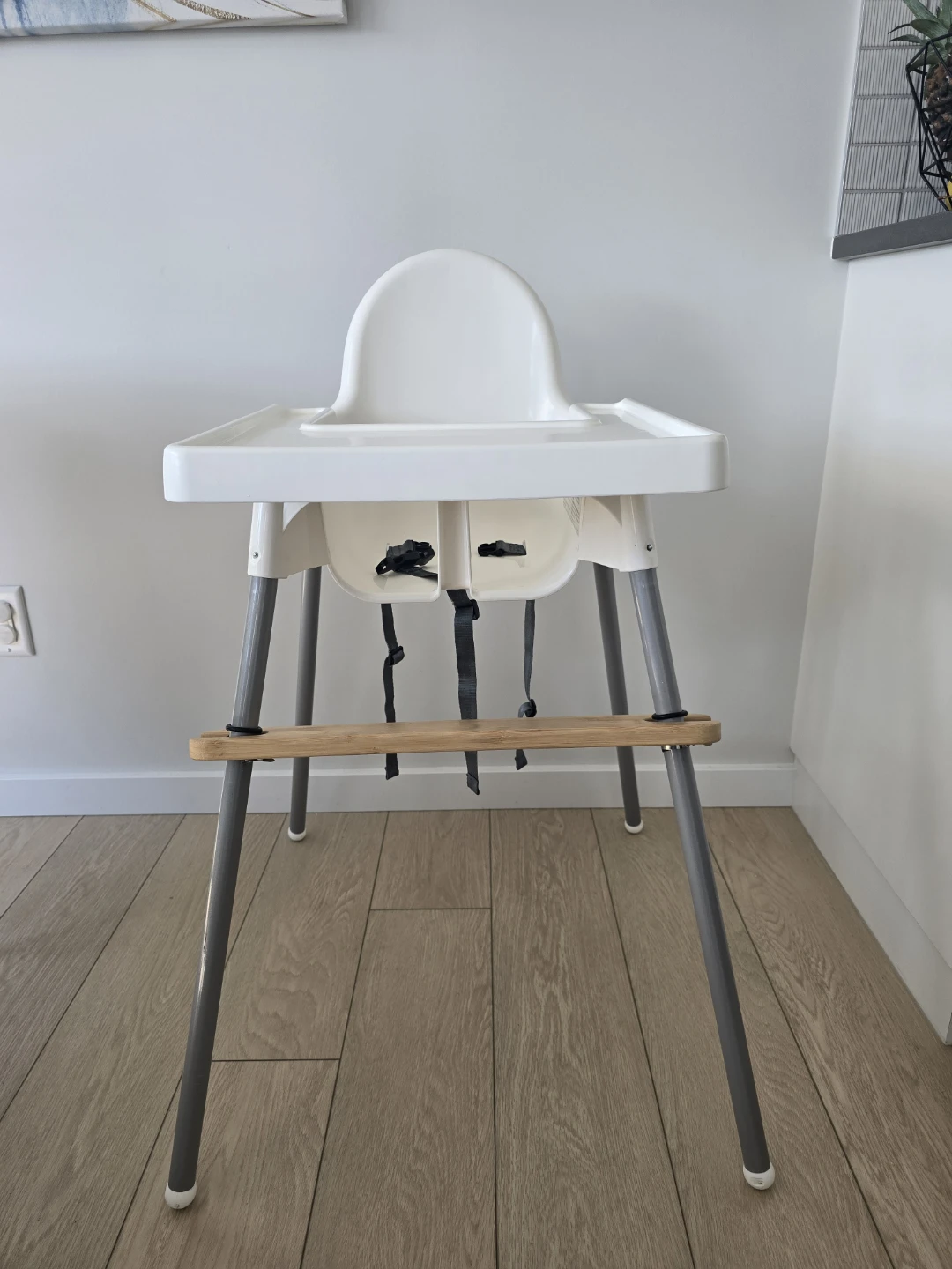 IKEA High Chair - photo 3