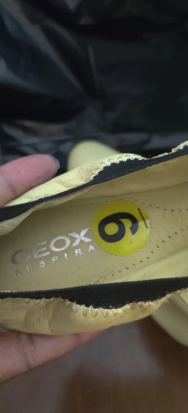 Geox Respira Yellow Ballet Flats Size 9 - photo 3