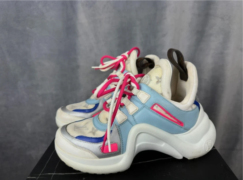 Louis Vuitton Sneakers