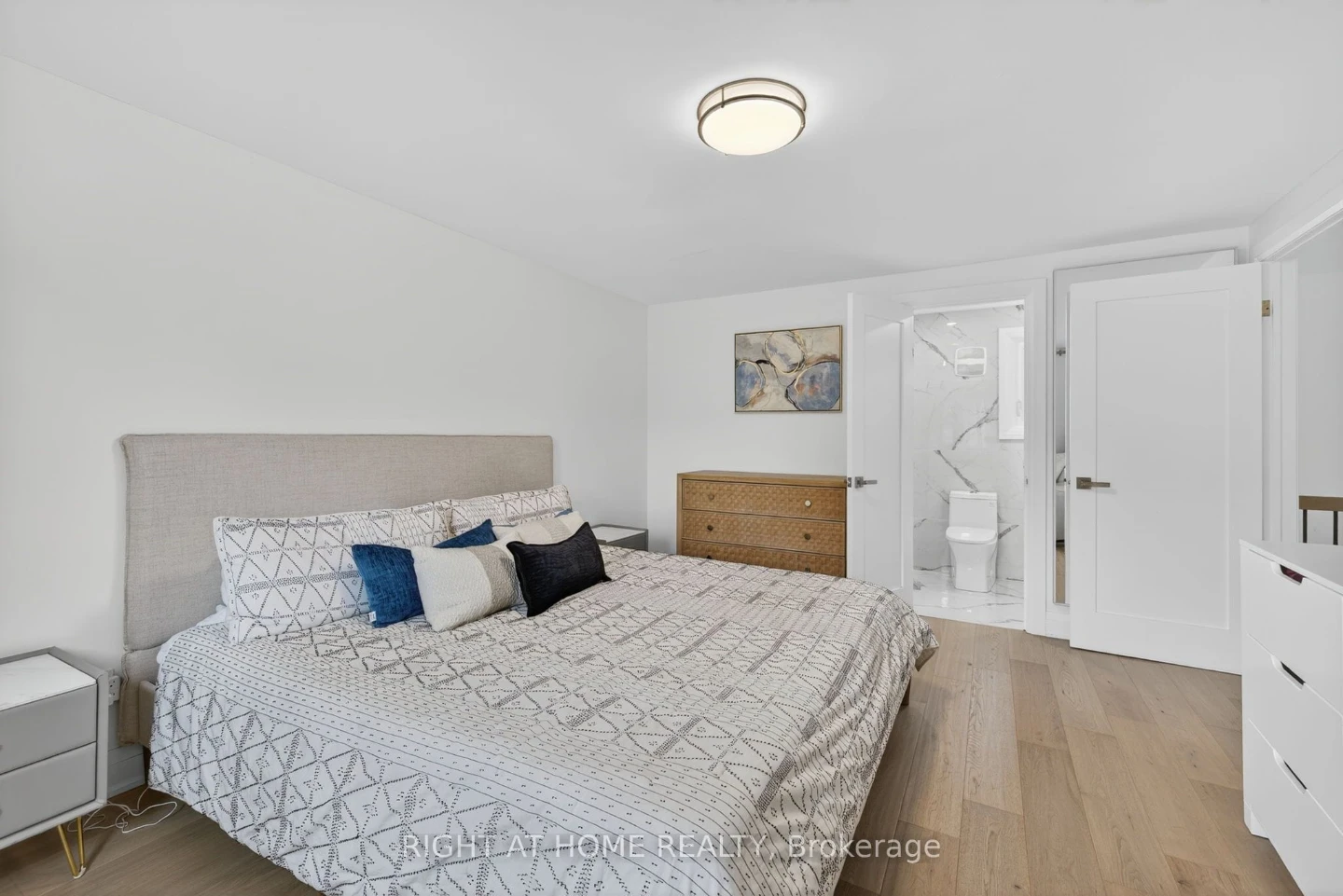 King Bed Frame - photo 2