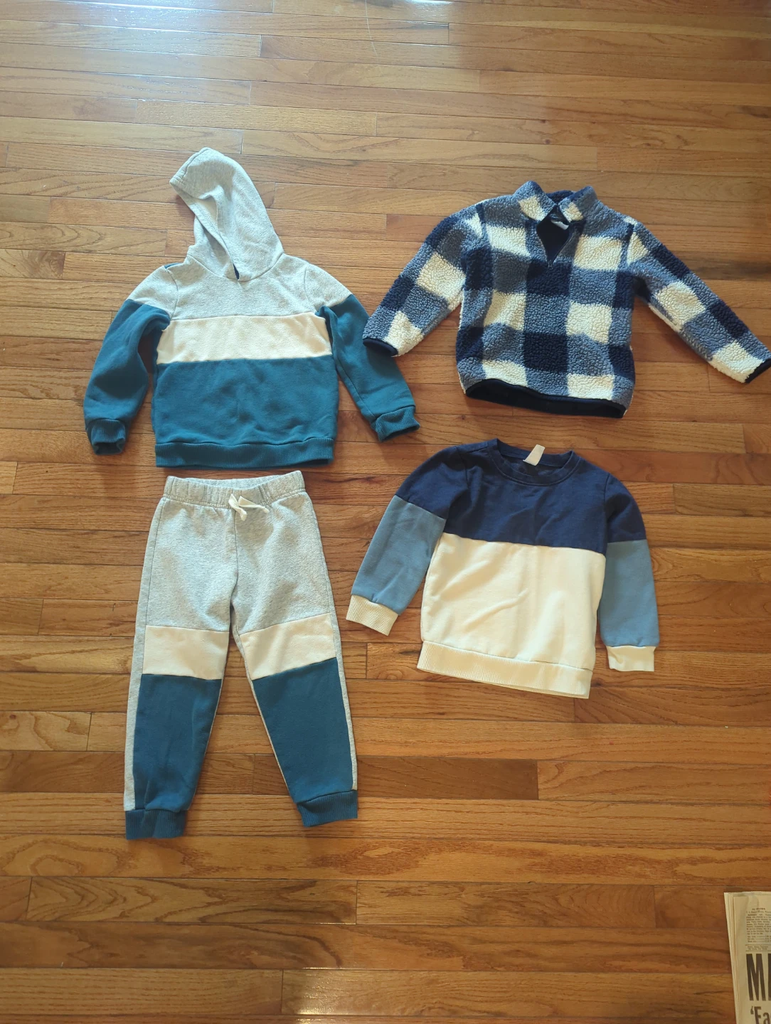 Clothing Bundle size 4t