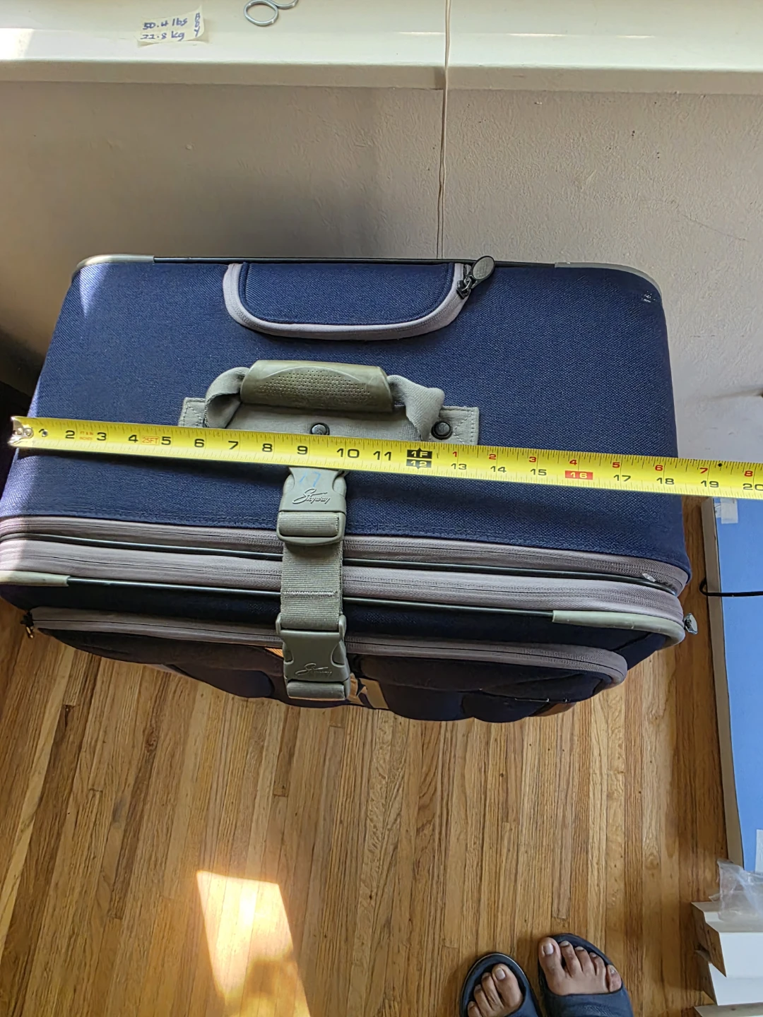 Skyway Suitcase Luggage - photo 3