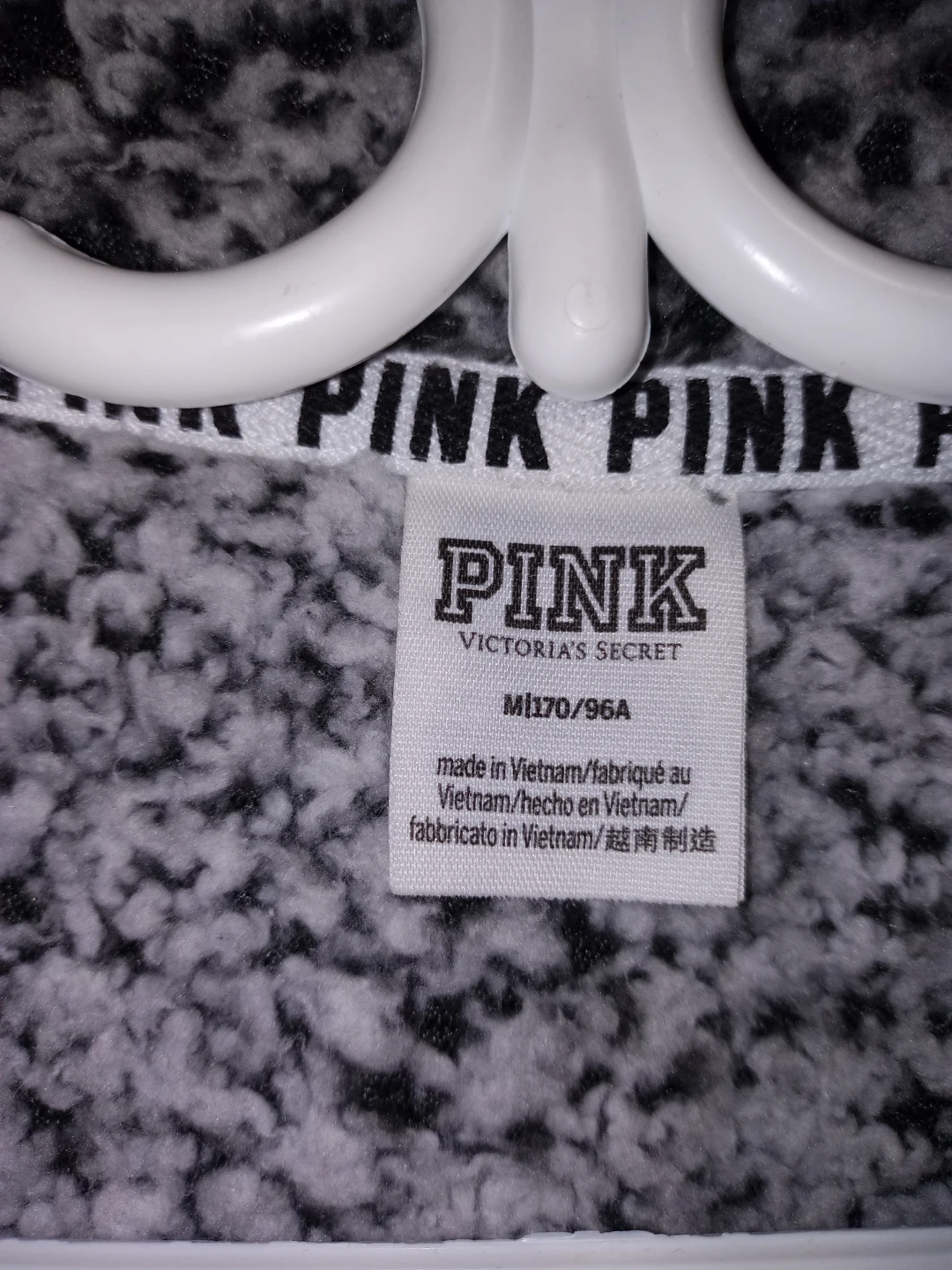 Pink Sweater - Size Medium - photo 3