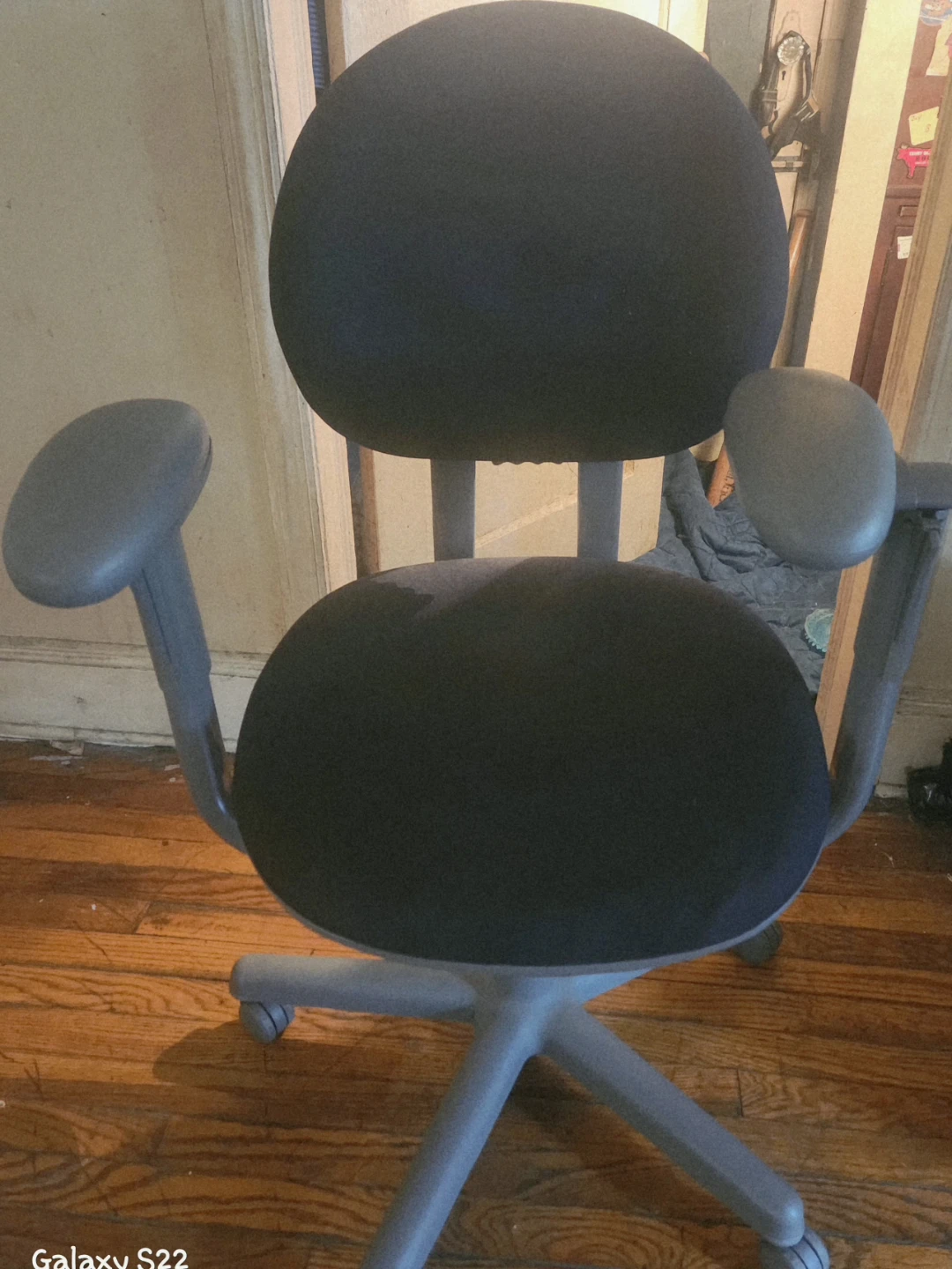 Dark Gray Swivel Office Chair - photo 2