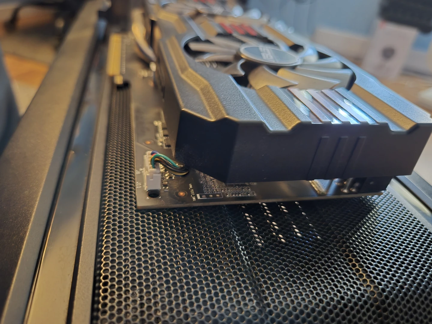ASUS GeForce GTX 660 DirectCU II Graphics Card - photo 4