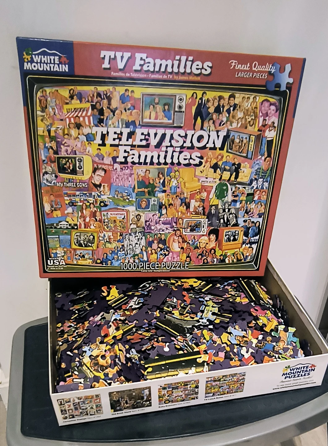White Mountain TV Families 1000 Piece Jigsaw Puzzle - photo 2