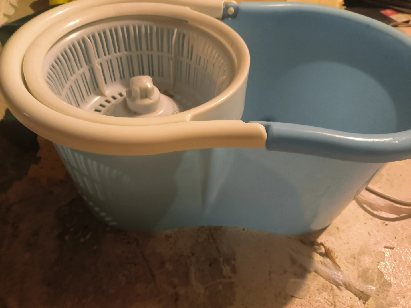 Blue spin mop bucket