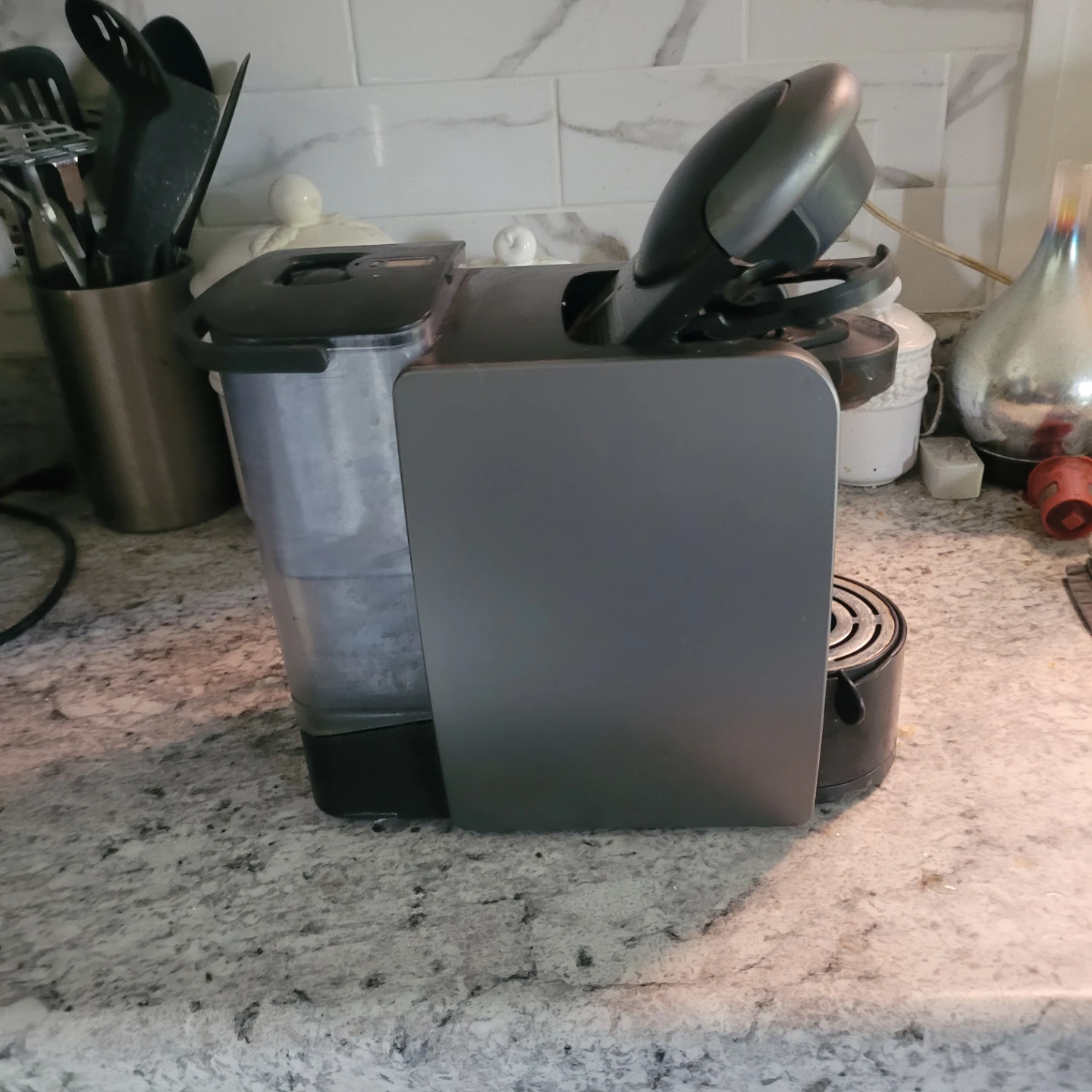 Bosch Tassimo Coffee Machine - photo 2