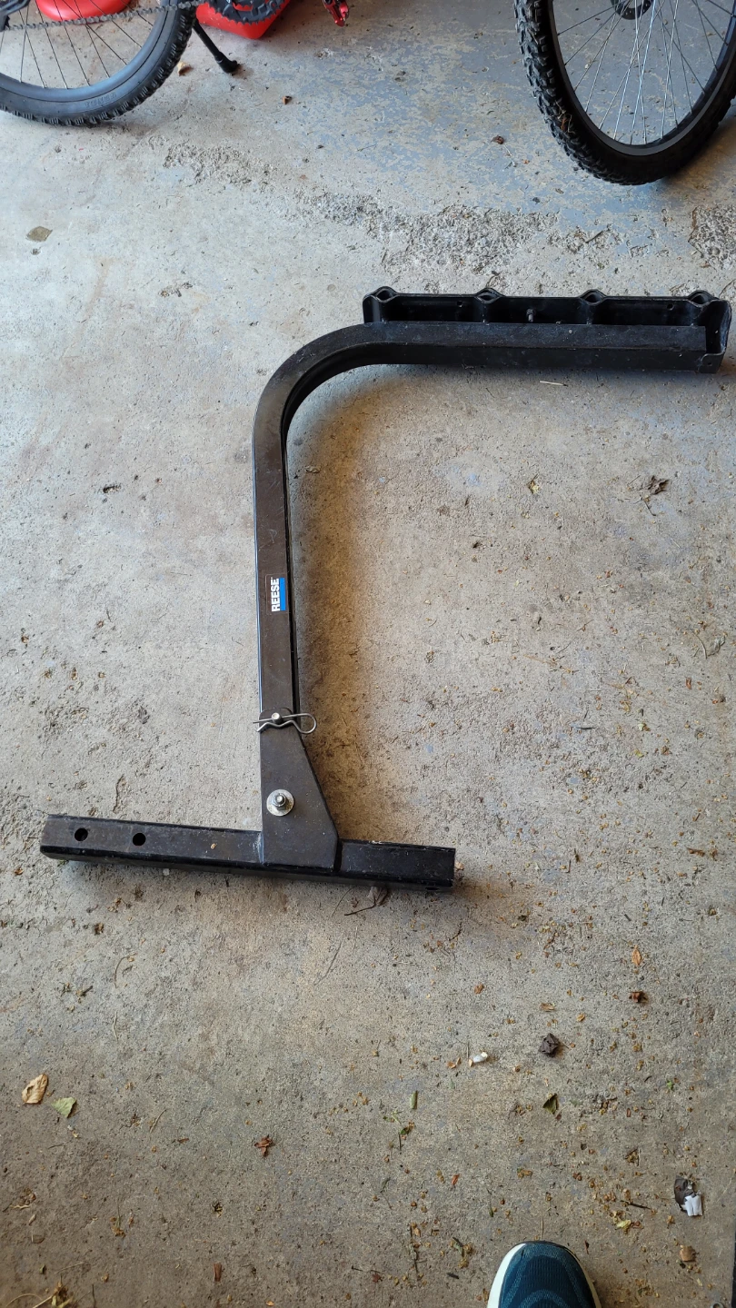 Reese 4 Bike Rack Hitch Mount