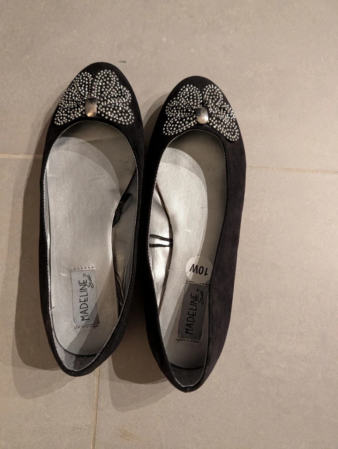 Madeline Shoes Black Ballet Flats - Size 10W - photo 2