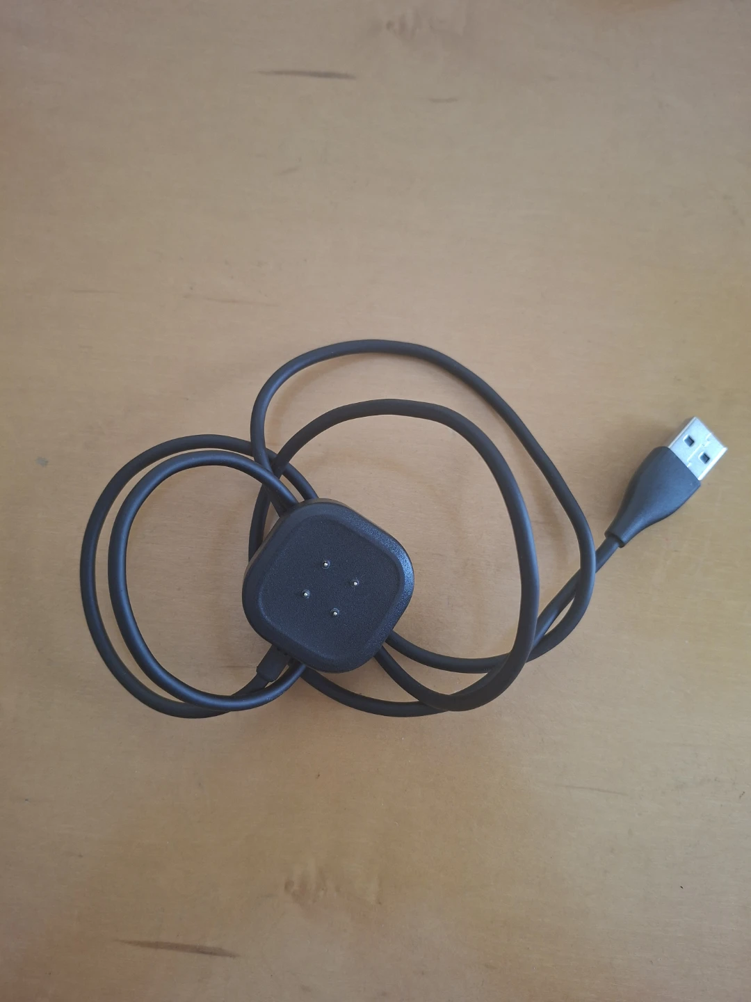 Charger for fit bit and  Versa 4 Black 2 Pack - photo 5