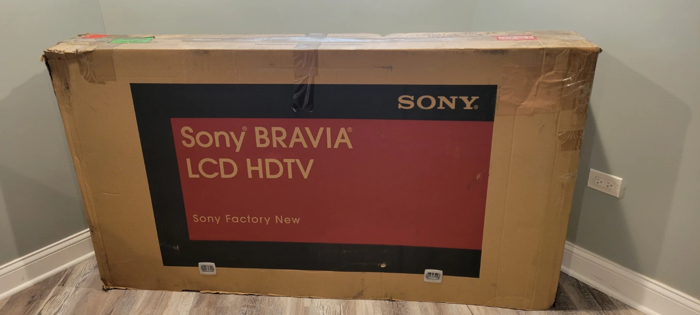 Sony BRAVIA LCD HDTV $600 - photo 3
