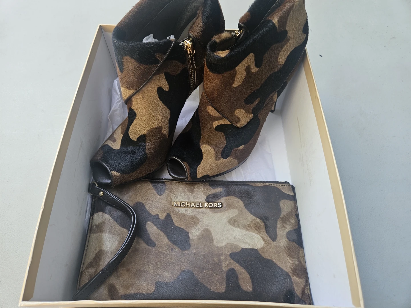 Michael Kors Camo Print Fur Ankle Boots & Clutch Set - photo 2