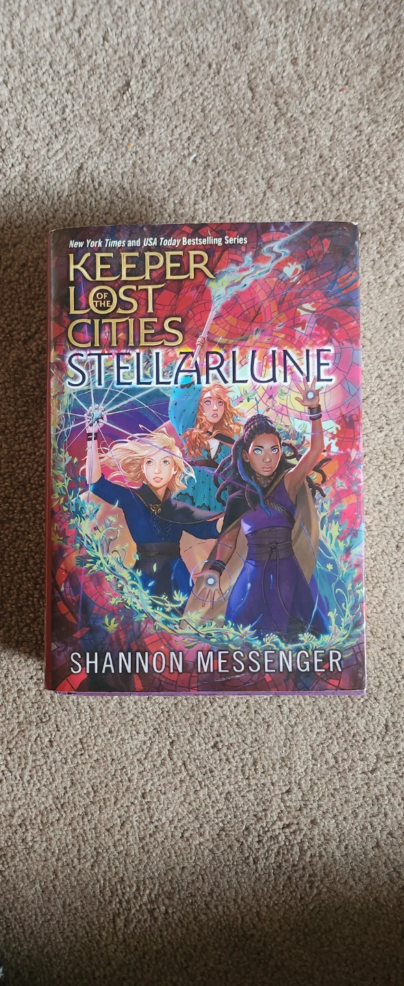 Keeper of the Lost Cities: Stellarlune by Shannon Messenger