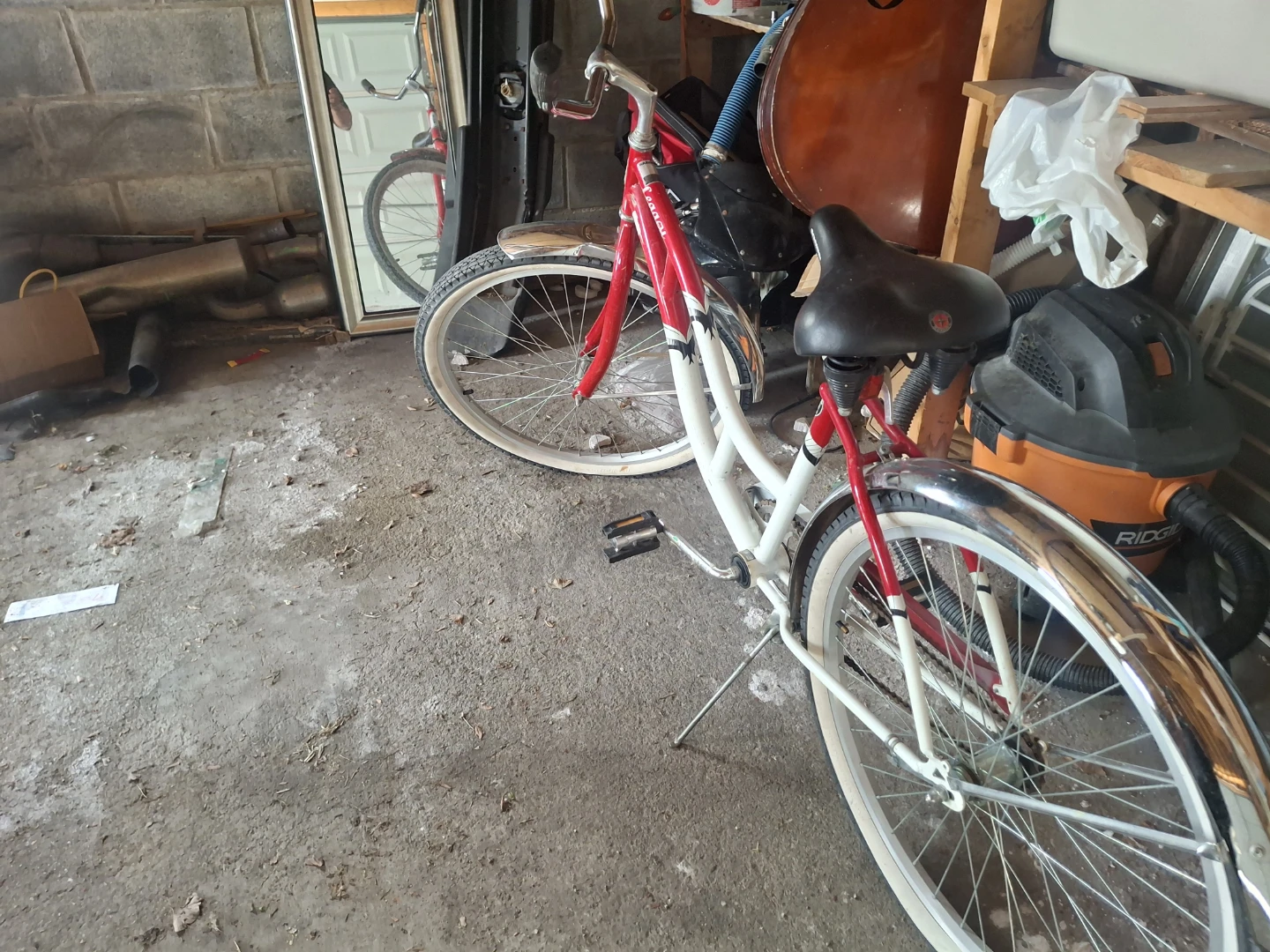 Schwinn Legacy Cruiser Bike - photo 3
