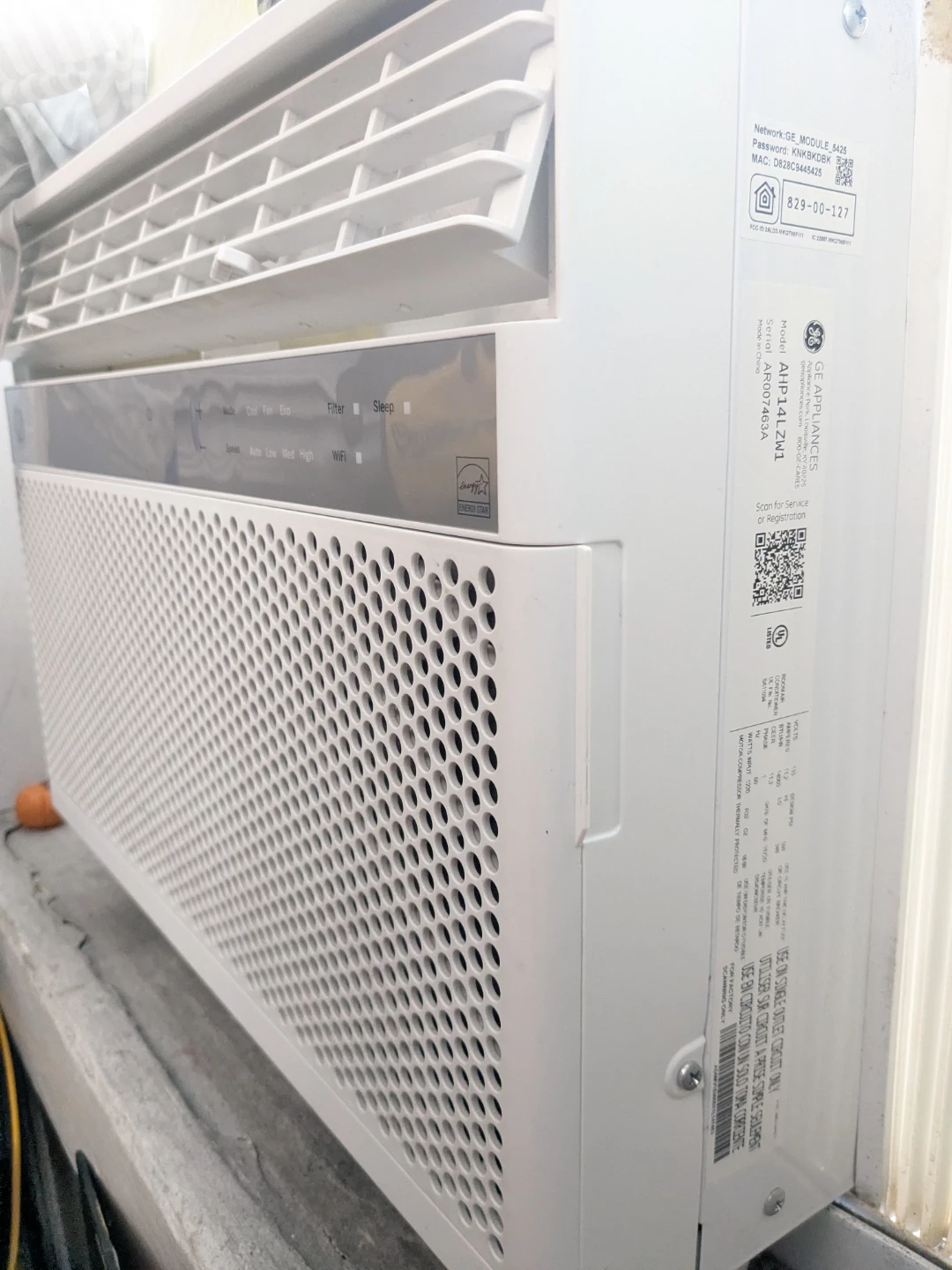 14,000Btu GE Smart Window AC Unit - photo 4