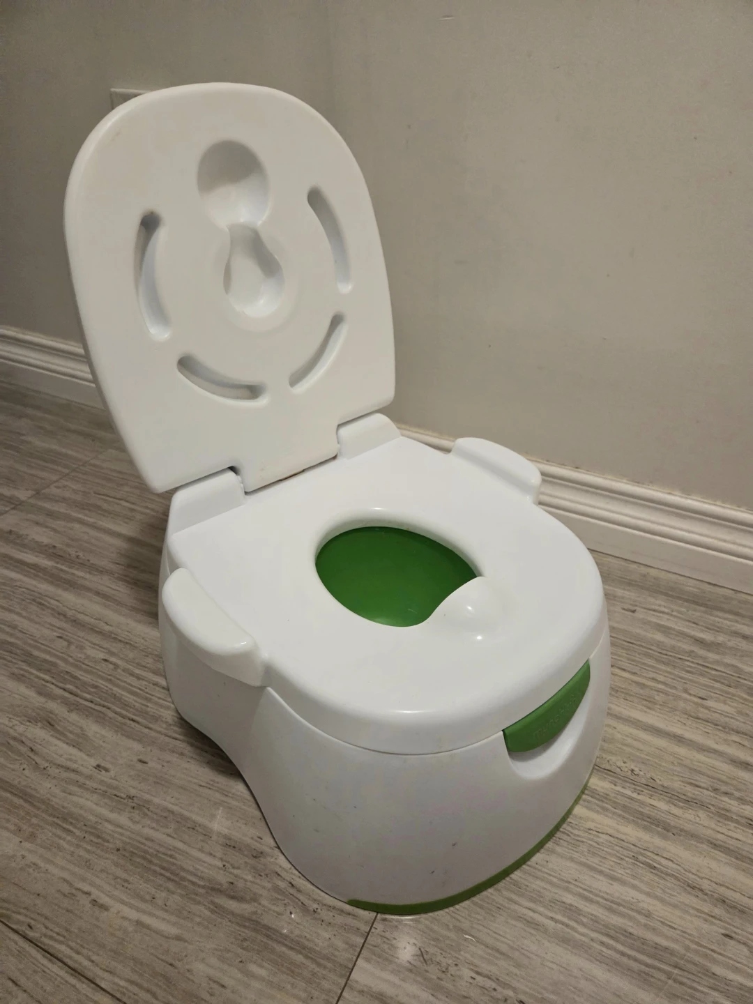 Munchkin Arm & Hammer 3-in-1 Potty Seat - photo 3