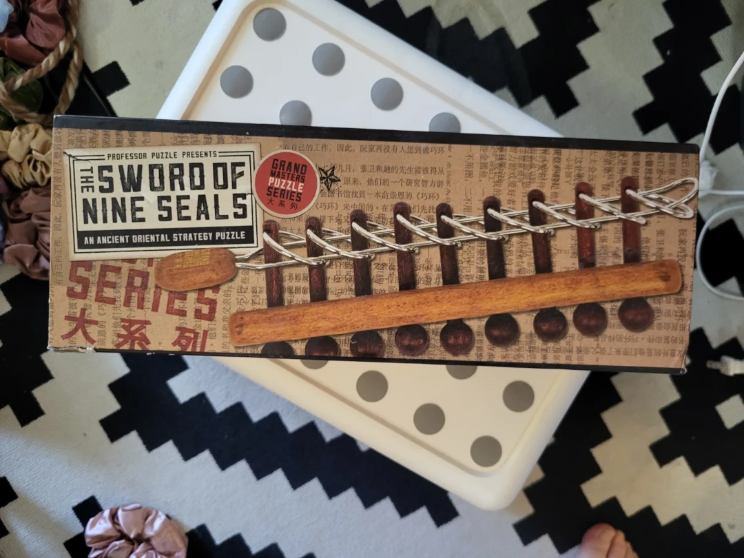Professor Puzzle The Sword of Nine Seals - Ancient Puzzle