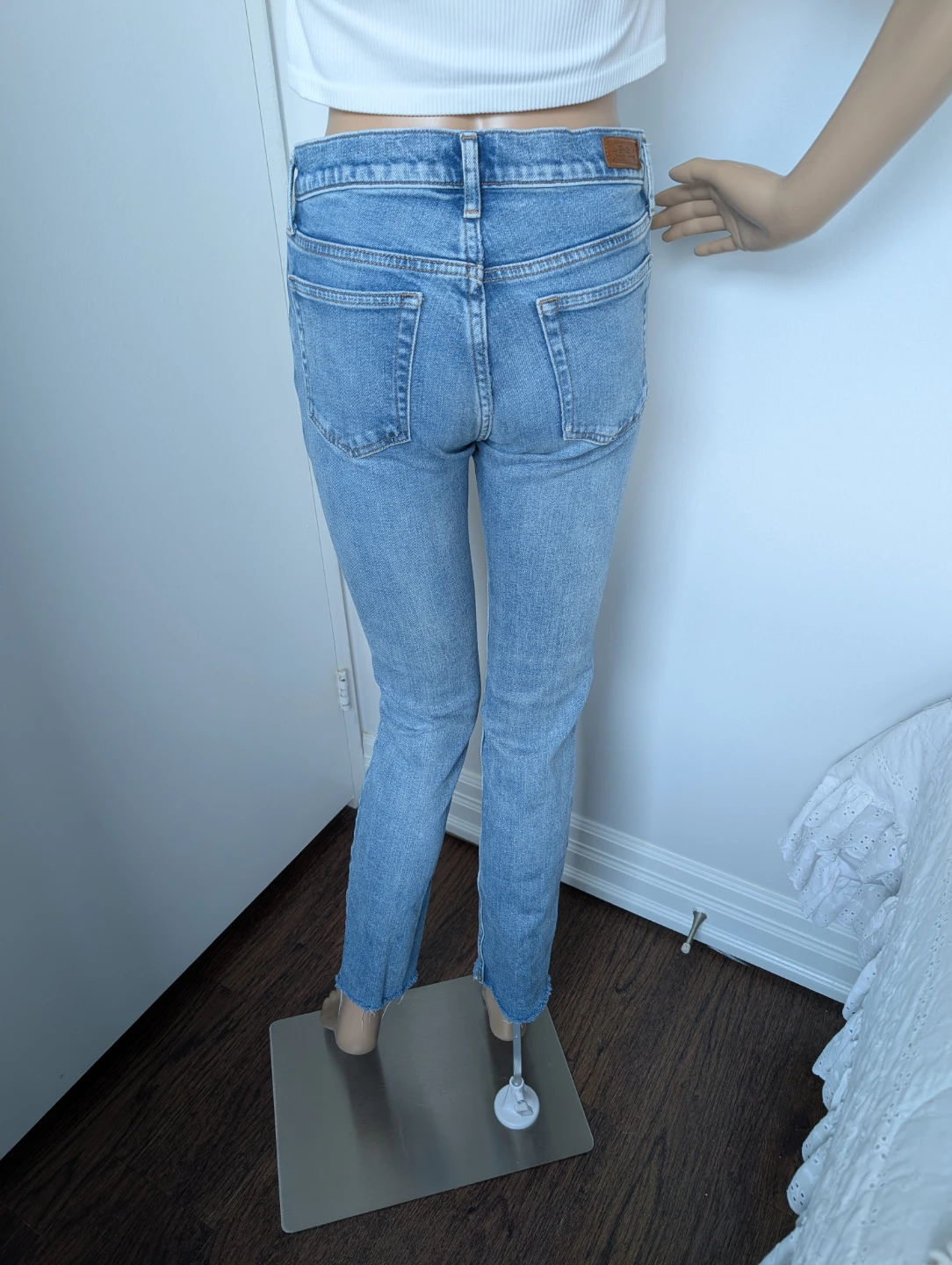 Polo Ralph Lauren Mid Rise Skinny Jeans - Size 27 - photo 3