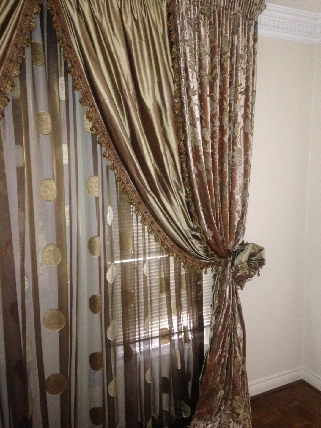 Elegant Custom Drapes - photo 2