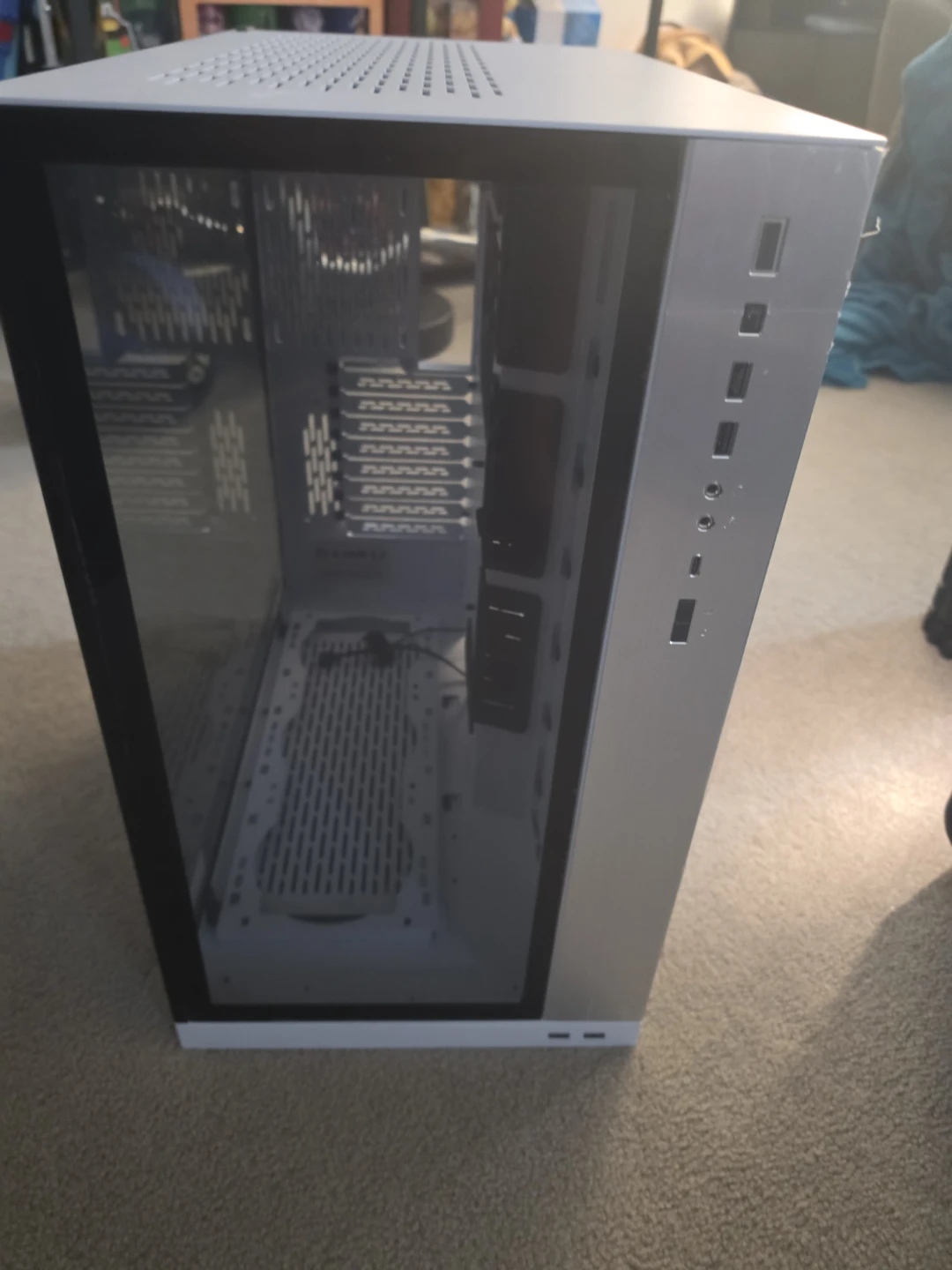 Lian Li O11 Dynamic XL ROG Certified Full Tower Computer Case