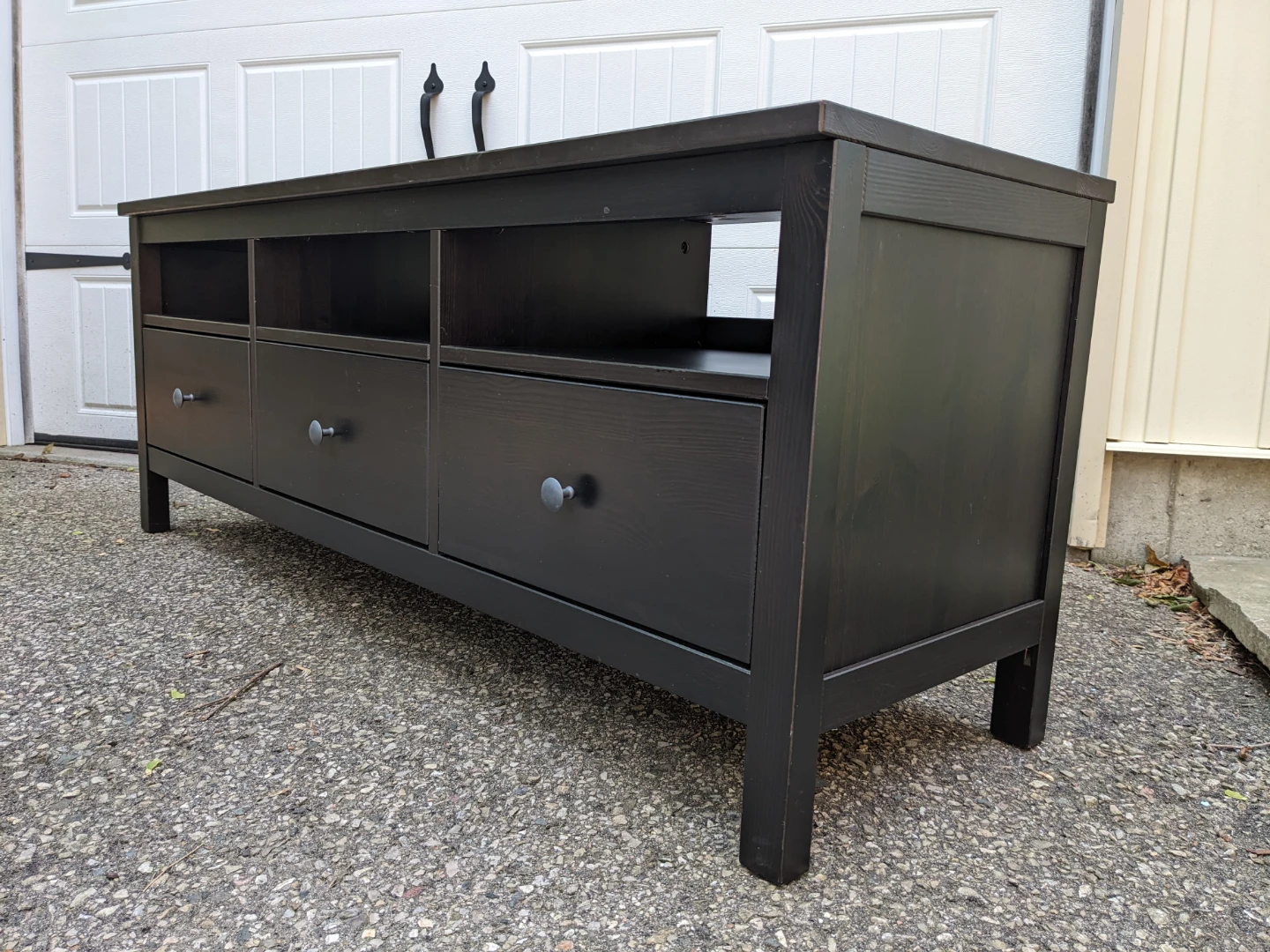 Pending pickup -Ikea HEMNES 3 Drawer TV Stand-Great Condition - photo 4
