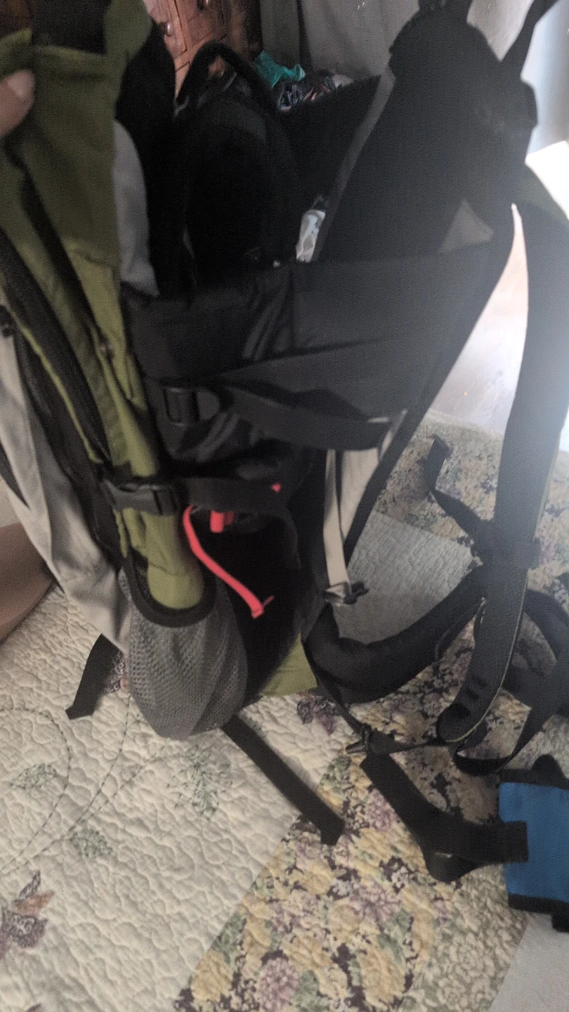 Kelty TC 1.0 backpack and child carrier - photo 2