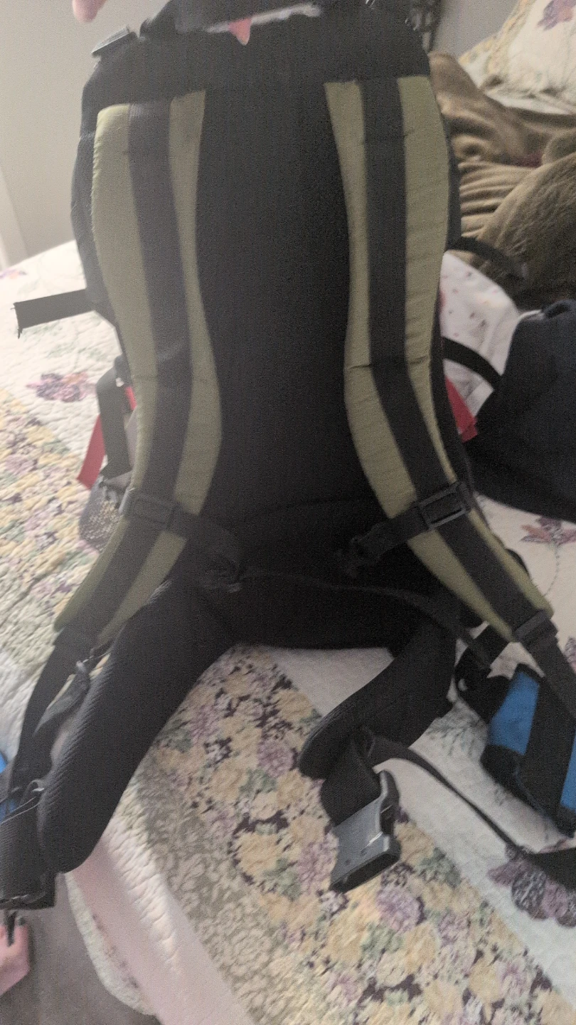 Kelty TC 1.0 backpack and child carrier - photo 4