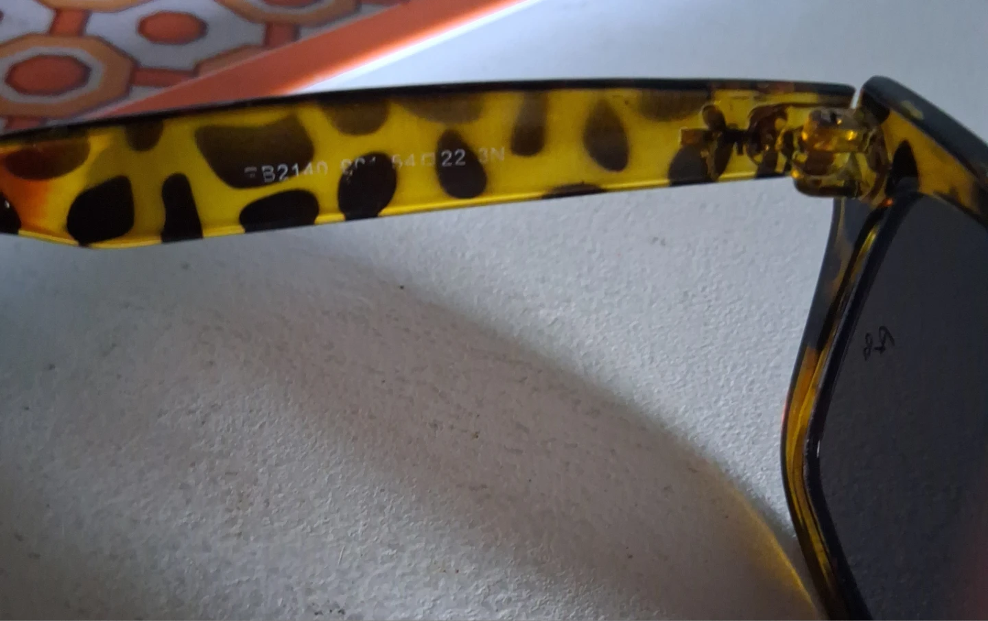 Ray-Ban Wayfarer Sunglasses - photo 2