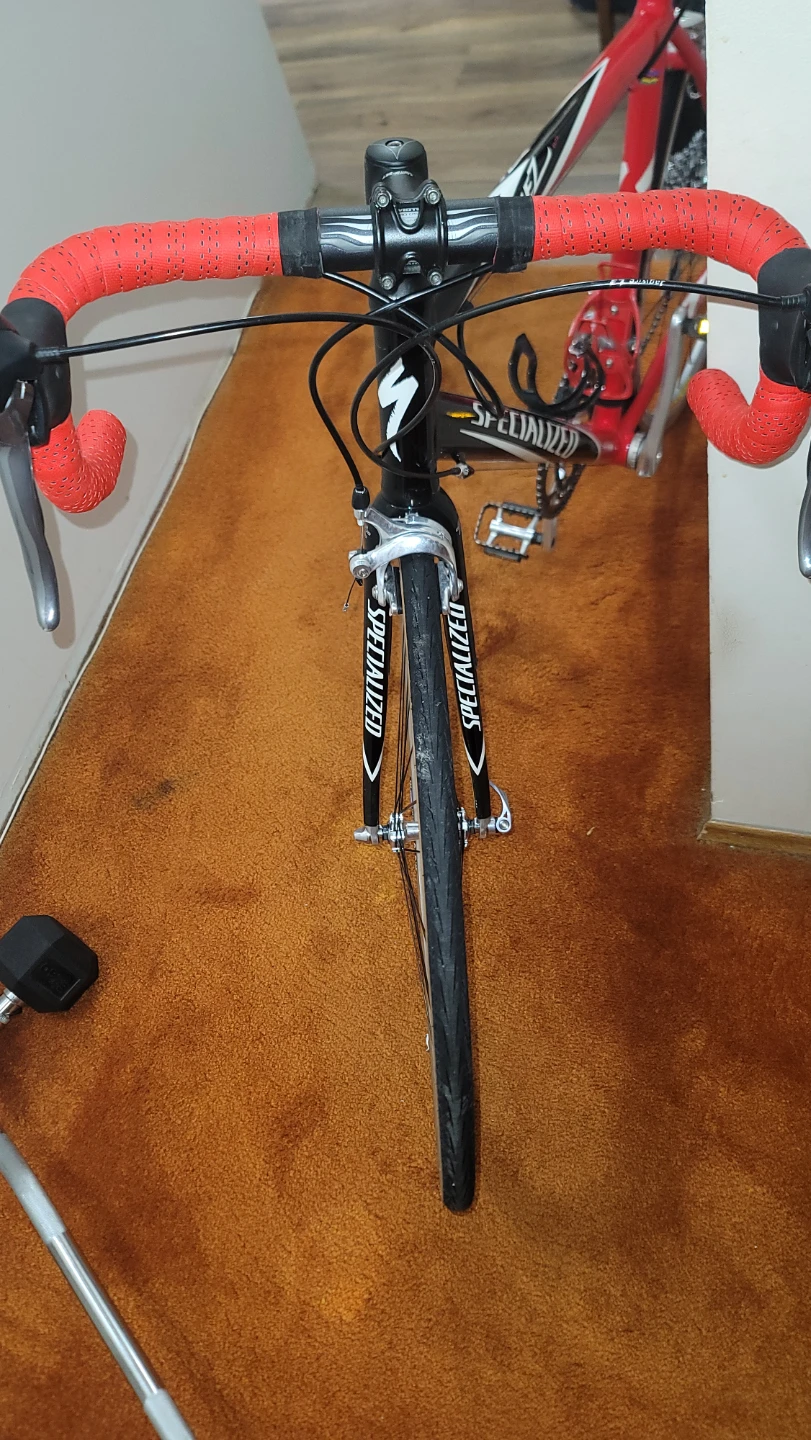 Specialized Allez Road Bike 54 cm frame